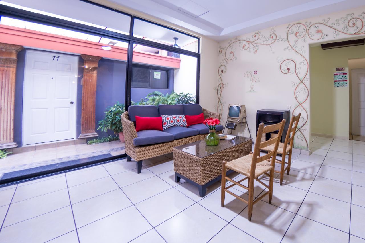 Hotel Meson De Maria Antiguo Cuscatlán المظهر الخارجي الصورة