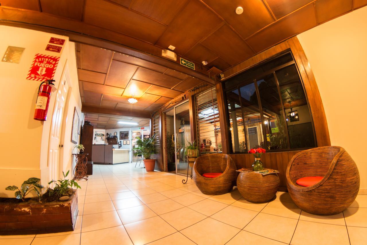 Hotel Meson De Maria Antiguo Cuscatlán المظهر الخارجي الصورة