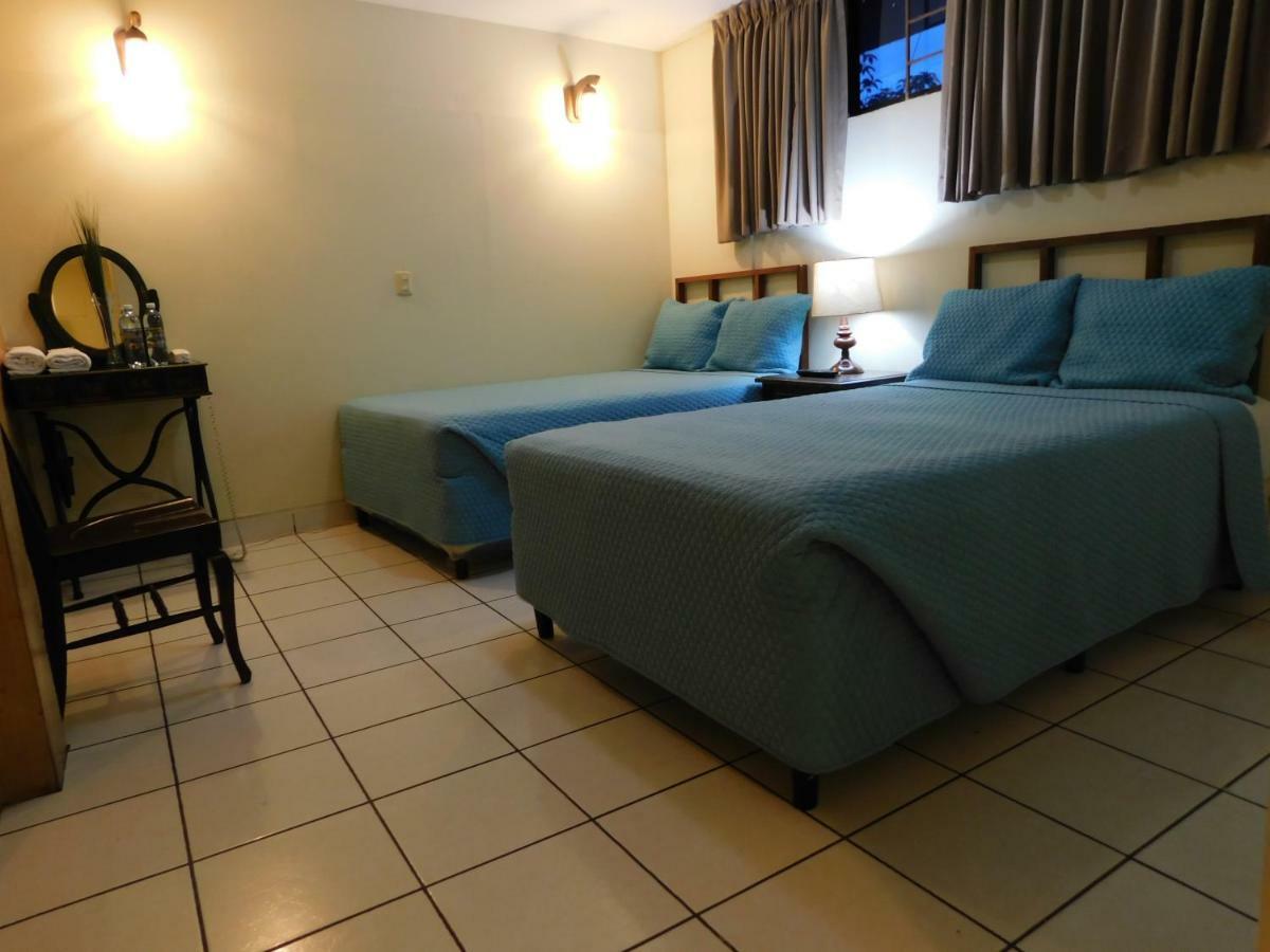 Hotel Meson De Maria Antiguo Cuscatlán المظهر الخارجي الصورة